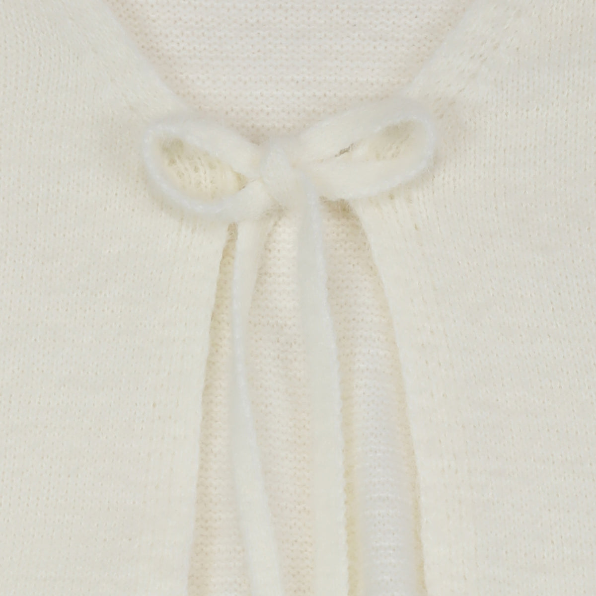Ivory fuzzy knit colour swatch for the Tie Front Fuzzy Cardi